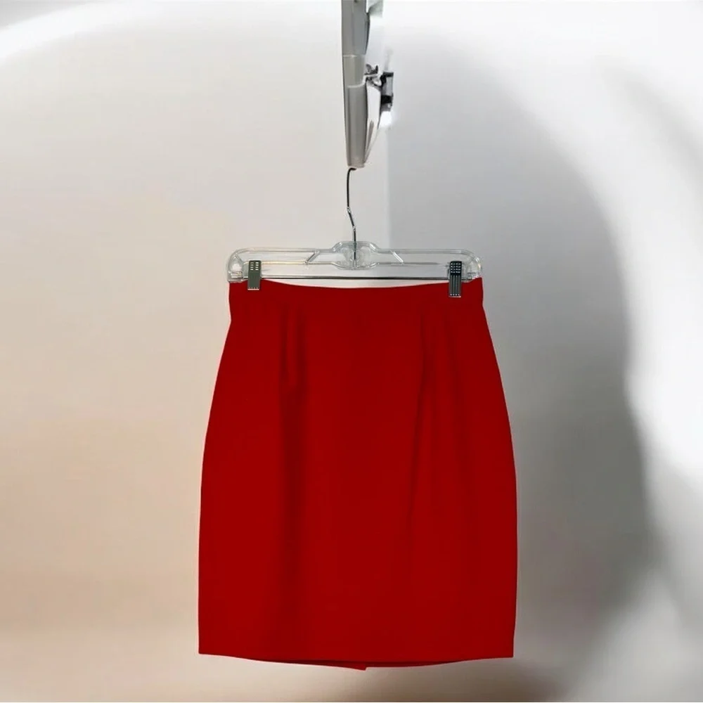VotreNom NWT Red Skirt for Women Size Petite 42 (European Size)